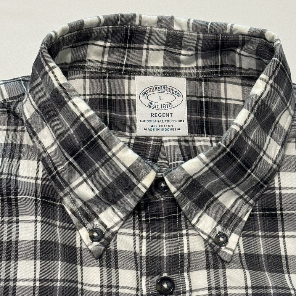 Brooks Brothers Shirt Men's Large Gray & Black Plaid Soft Cotton Preppy Classic